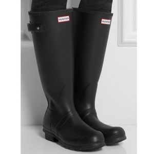 Tall “matte” hunter boots